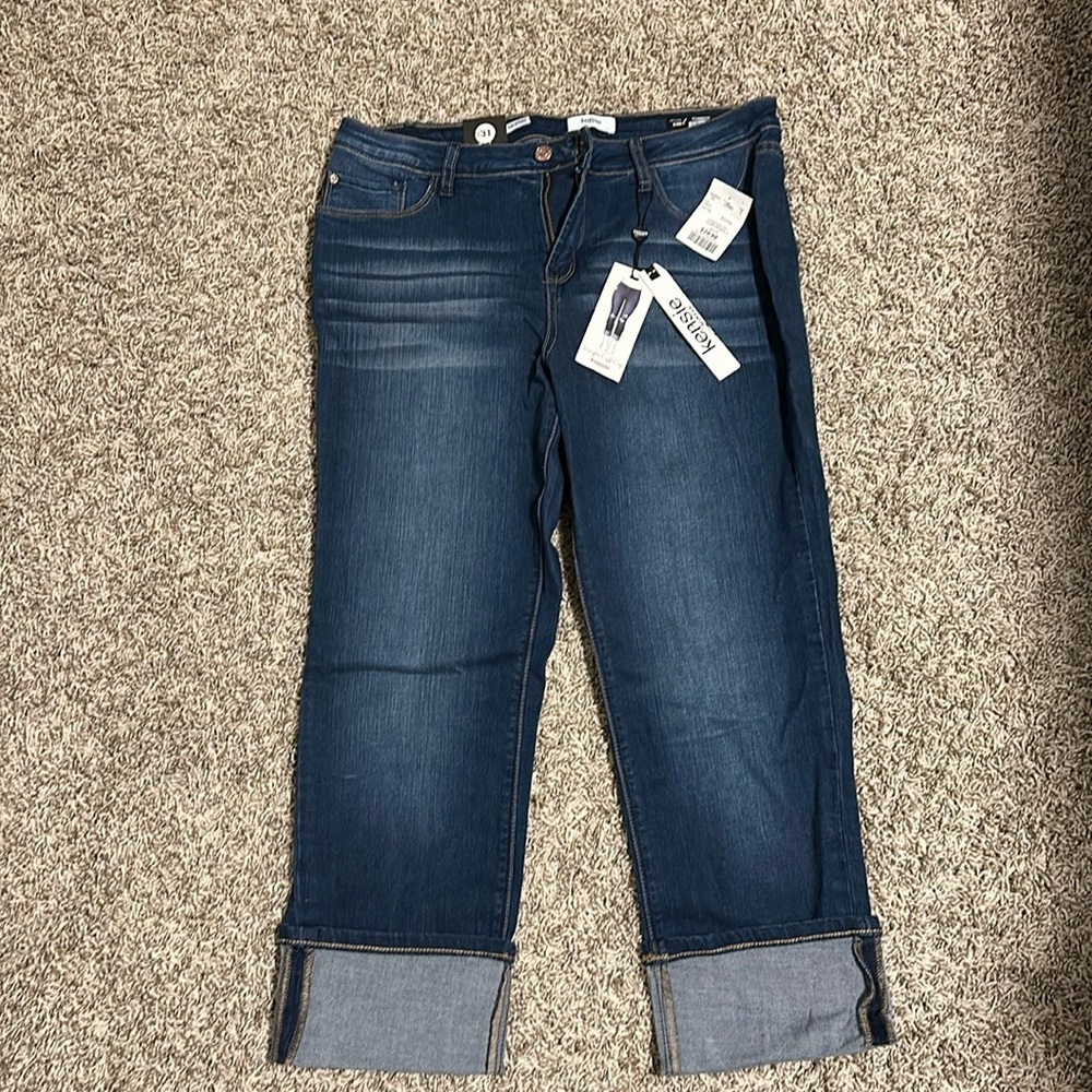 New with tags- Kensie Jean Capri